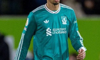 利物浦遭遇英超四连败！斯洛特下课危机加剧