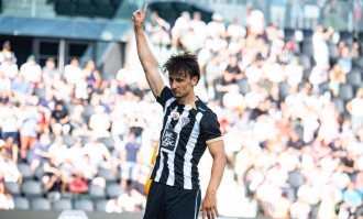 1-0，25岁勒保罗闪击制胜：助10人昂热击败巴黎FC，迎法甲开门红