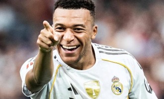 凌晨4点，欧冠重大开战！穆帅第7次大战皇马，姆巴佩冲击40球大关