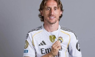 皇马官宣！亿元先生被挂牌，中场锁定德甲天才，锋线瞄准英超爆点